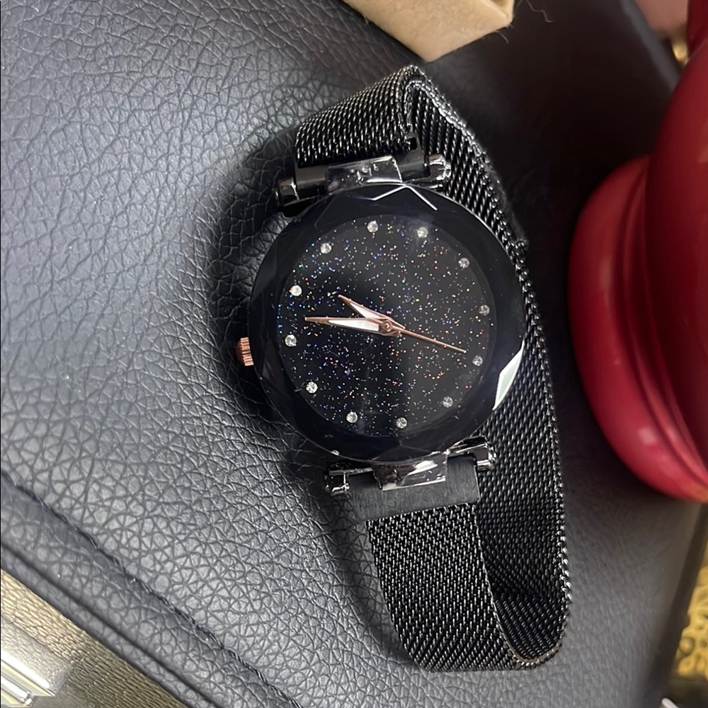 Black Mesh Strap Watch with Glitter Dial